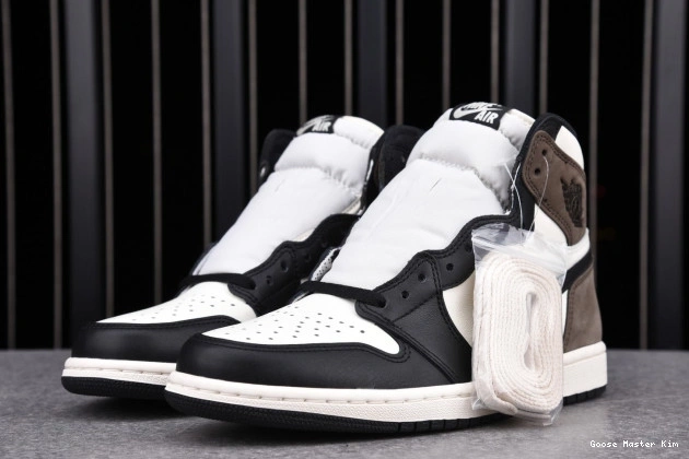 MOCHA 555088-105 JORDAN AIR DARK HIGH RETRO 1 0725